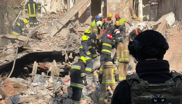 Dnipro unter kombiniertem Angriff: Drei Tote, Zahl der Verletzten steigt auf 21