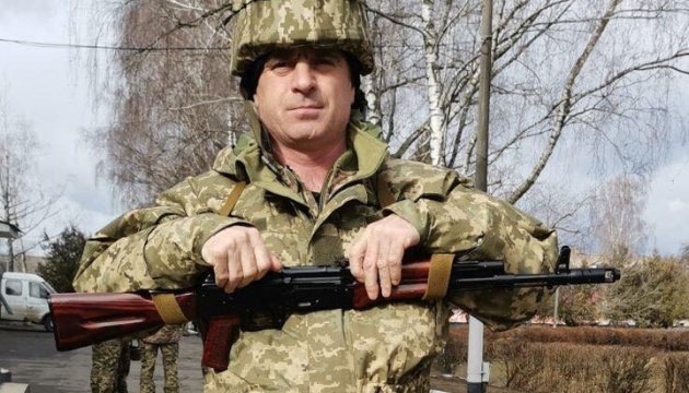 З російського полону повернувся вінничанин Віталій Шпак, який пробув у неволі понад два роки
