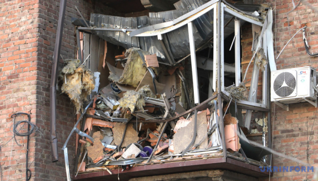 Rescuers complete emergency response at site of four-story building destroyed by Russian strike