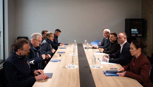 Зеленський та Гроссі домовилися продовжувати роботу моніторингових місій МАГАТЕ на Запорізькій АЕС