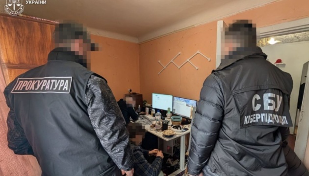 На Львівщині викрили хакерське угруповання, яке зламувало ігрові акаунти і продавало їх в Росію