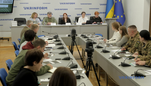 Іноземні добровольці в Україні: статус, права, захист