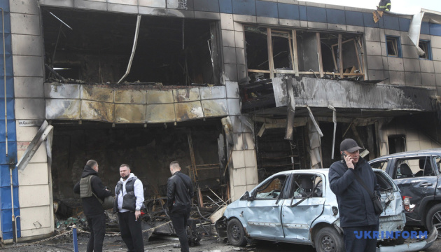 Удар по Дніпру: у лікарнях залишаються девʼятеро поранених, з них двоє - у важкому стані