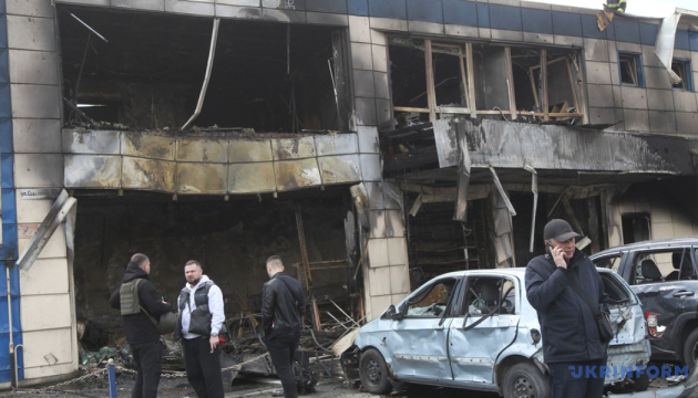 Кількість постраждалих унаслідок удару РФ по Дніпровському району зросла до 18