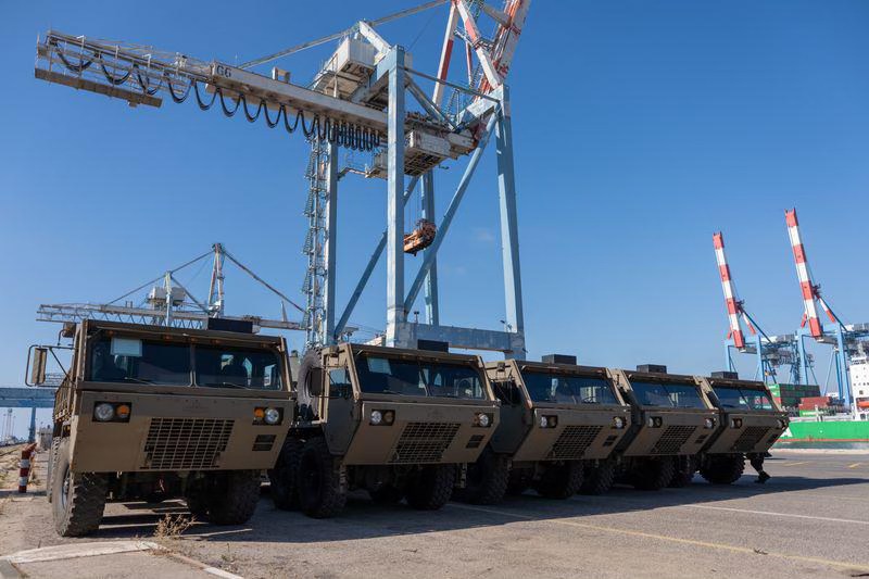 В Ізраїль зі США за добу прибуло 6,5 тисячі тонн озброєння