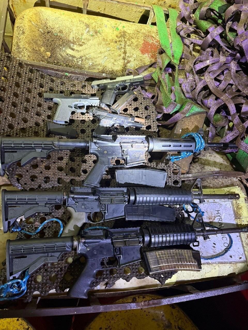 Іспанія затримала рекордні 40 тонн кокаїну в Атлантичному океані