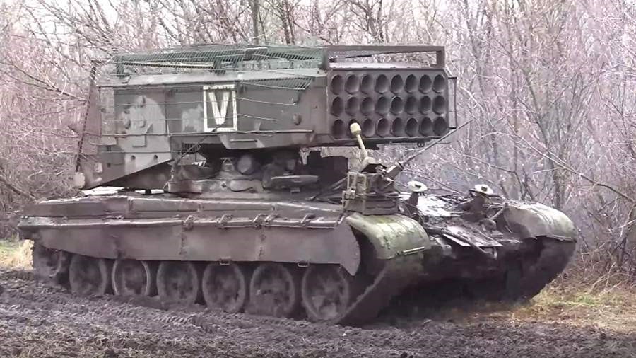Важка вогнеметна система залпового вогню калібру 220 мм ТОС-1А «Сонцепьок» 