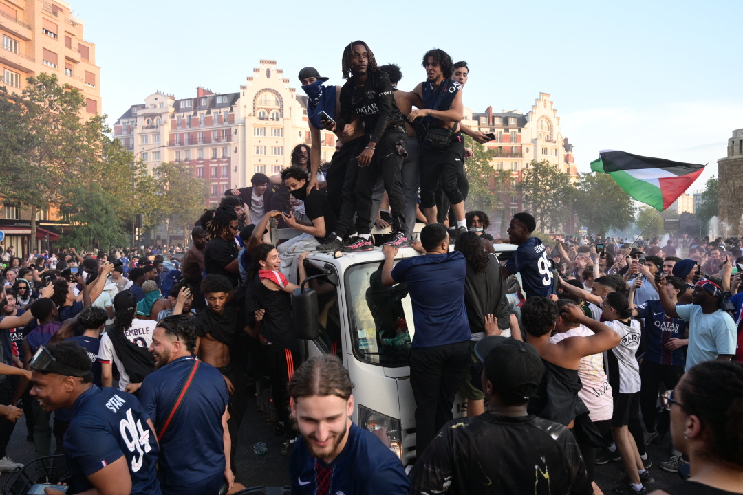 У Франції затримали понад 400 фанатів після перемоги «ПСЖ» у Лізі чемпіонів