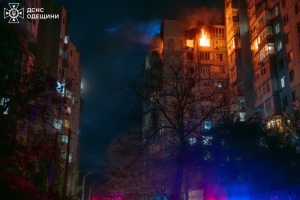 РФ продовжує атакувати енергетику, критичну інфраструктуру і цивільні обʼєкти: Зеленський показав наслідки обстрілів
