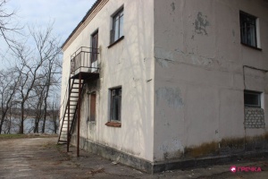 На житлі для переселенців розікрали майже ₴20 мільйонів, серед підозрюваних - ексначальник Лисичанської МВА