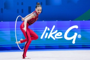 Українська гімнастка Онофрійчук виграла "золото" у вправах з обручем на Європейському кубку