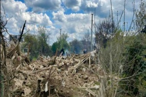Росіяни вдарили КАБами по Запорізькому району, є загиблий, двоє поранених