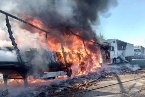Enemy shell hits near gas station in Dnipropetrovsk region, six people wounded, including child and pregnant woman