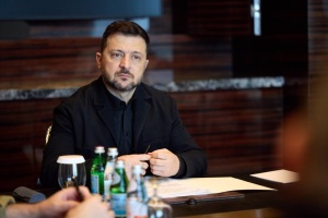 Zelensky condena los ataques de Irán contra los EAU: Estamos preparando nuevas soluciones para la seguridad en Oriente Medio