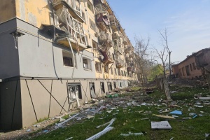 Russen werfen drei Sprengbomben auf Kramatorsk ab – es gibt mindestens fünf Tote