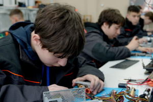 В Україні відновлюють конкурс технічних професій WorldSkills Ukraine