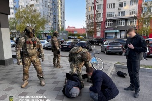 У Києві перекрили канал незаконної легалізації іноземців, серед яких громадяни РФ