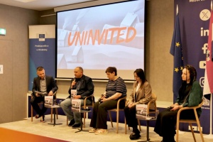 «Коли не стукають у двері»: у Загребі презентували збірку свідчень українців, які пережили окупацію РФ