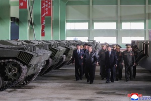 КНДР розгорне вздовж кордону з Південною Кореєю далекобійну артилерію, здатну уразити Сеул