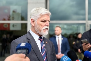 Президент Чехії: Подивимося, чи буде Путін готовий говорити про справжнє перемир'я