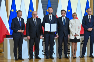 Польща першою в ЄС підписала угоду про реалізацію програми SAFE