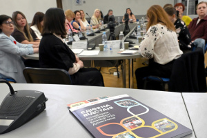У Києві презентували збірку історій сили та стійкості жінок Донеччини