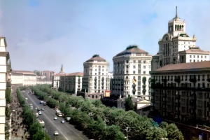 Хто і як відбудовував Хрещатик після Другої світової