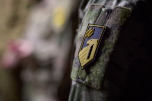 Drohnen des Asow-Korps nehmen Luftraum über Mariupol unter ihre Kontrolle