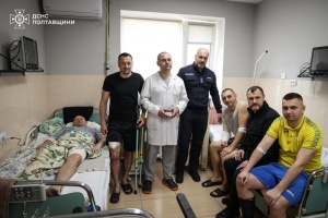 На Полтавщині після удару РФ 5 травня на лікуванні досі перебувають 15 рятувальників - Клименко
