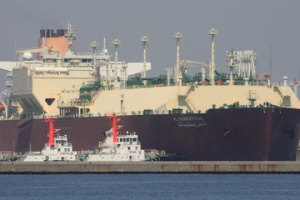 LNG tanker from Qatar passes through Strait of Hormuz for first time since war started — Bloomberg