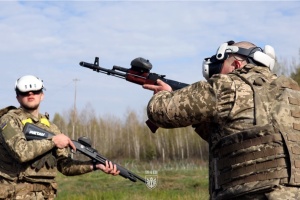 Від «Дронобоїв» до віртуальної реальності: у ДШВ розповіли про нові стандарти підготовки бійців