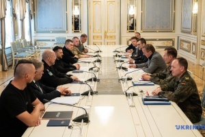 Ukraine, Germany working on six joint weapons production projects – Zelensky