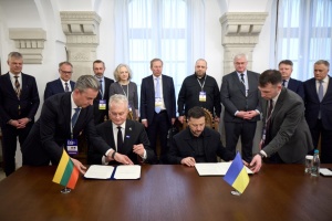 Ukraine, Lithuania sign drone deal to strengthen defense cooperation