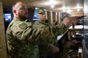 Сирський відвідав воїнів на Олександрівському напрямку