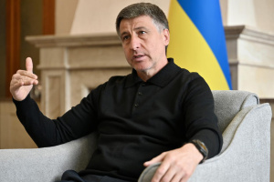«Дивитися треба в бік своєї країни»: Очільник Закарпатської ОВА прокоментував зміну влади Орбана