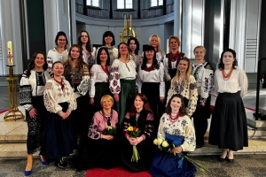 Українська капела Берліна записала відеопривітання для учасниці Євробачення Leleka