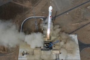 Китай запустив у космос тестову ракету із «розумними» системами контролю роботи двигунів