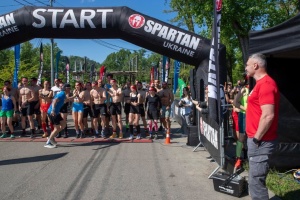 У столиці стартував забіг Spartan Kyiv, кошти з якого підуть на підтримку ГУР