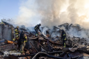 Двоє загиблих, 12 постраждалих: наслідки ударів росіян по Харкову та області