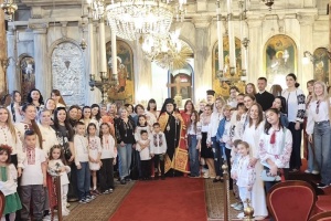 У Стамбулі після богослужіння українська громада відзначила 20-річчя Дня вишиванки
