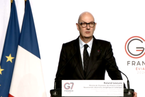 G7 to maintain sanctions pressure to prevent Russia from financing war against Ukraine – French minister