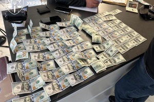 Обшуки у трьох обласних управліннях Нацполіції: генпрокурор заявив про викриття схеми з «порноофісами» 