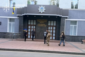Поліцейських, що фігурують у справі про схеми прикриття «порноофісів», відсторонили