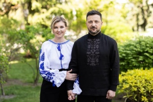 Зеленський з дружиною привітали українців із Днем вишиванки