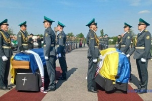 Remains of OUN leader Andriy Melnyk, his wife returned to Ukraine