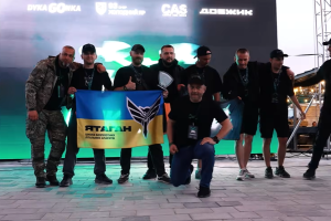 «Дикі дрони»: P1-SUN, Вампіри і FPV-гонки| Як оператори БпЛА ЗСУ зійшлися на змаганнях