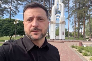Зеленський у Славутичі: Україна додатково посилить кордон, а Лукашенко має «бути в тонусі» у разі агресії