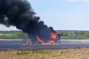 На Сумщині росіяни атакували дроном комбайн, який працював у полі