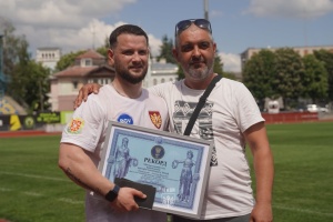Комплекс «Мерфі»: десантник із Житомира встановив рекорд України у вправах на витривалість