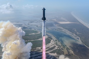 SpaceX успішно випробувала свою найбільшу ракету